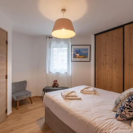 Appartement De Luxe, Centre Alpe D'huez, 3 Chambres, Acces Direct Pistes, Parking Inclus - Fr-1-645-84