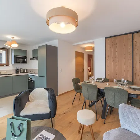 De Luxe, Centre Alpe D'huez, 3 Chambres, Acces Direct Pistes, Parking Inclus - Fr-1-645-84 Appartement